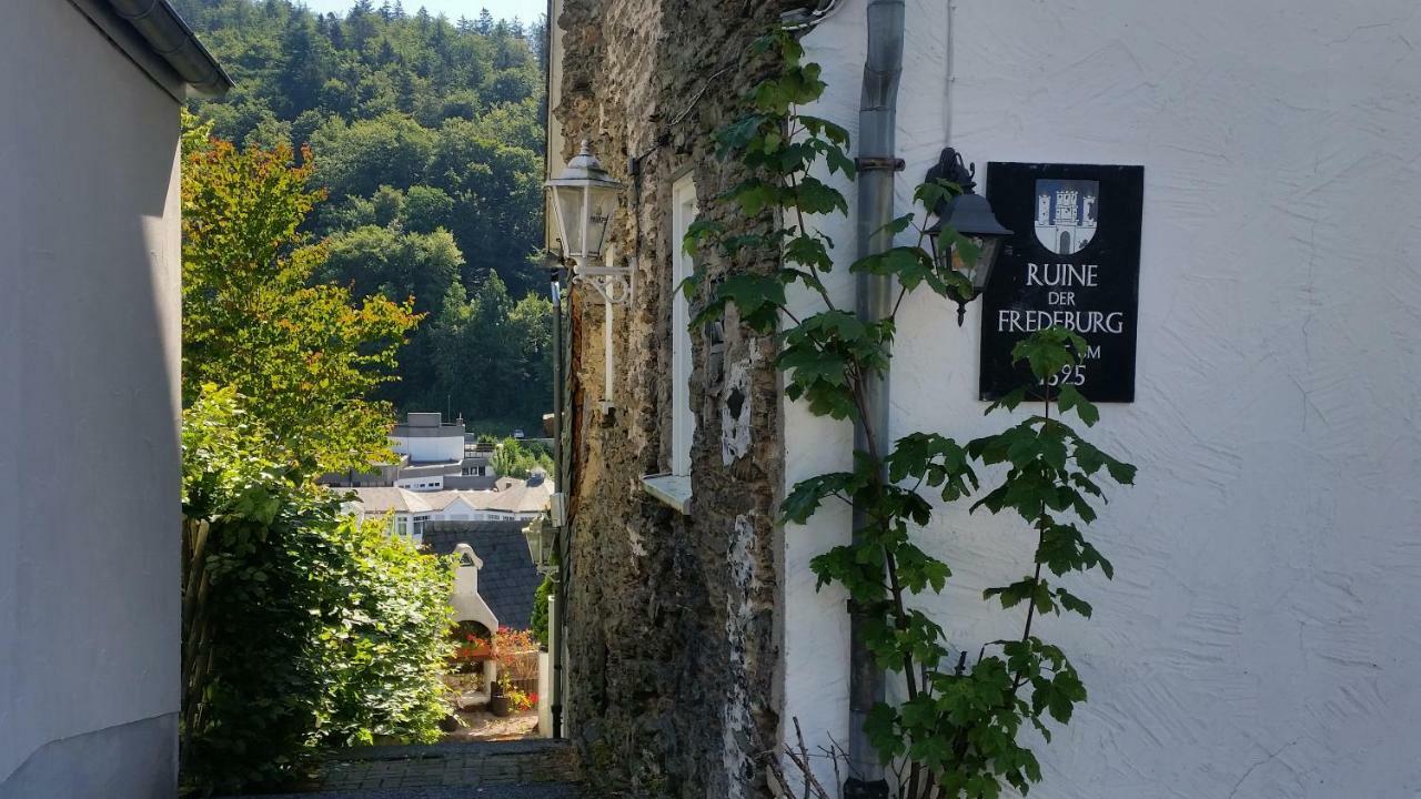 Hotel Zur Fredeburg Schmallenberg Esterno foto